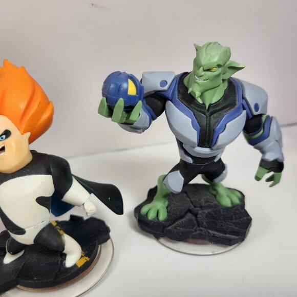 Disney Infinity Lot of 16 Figurines and Crystals 2.0 and 3.0 Various - Picture 15 of 16